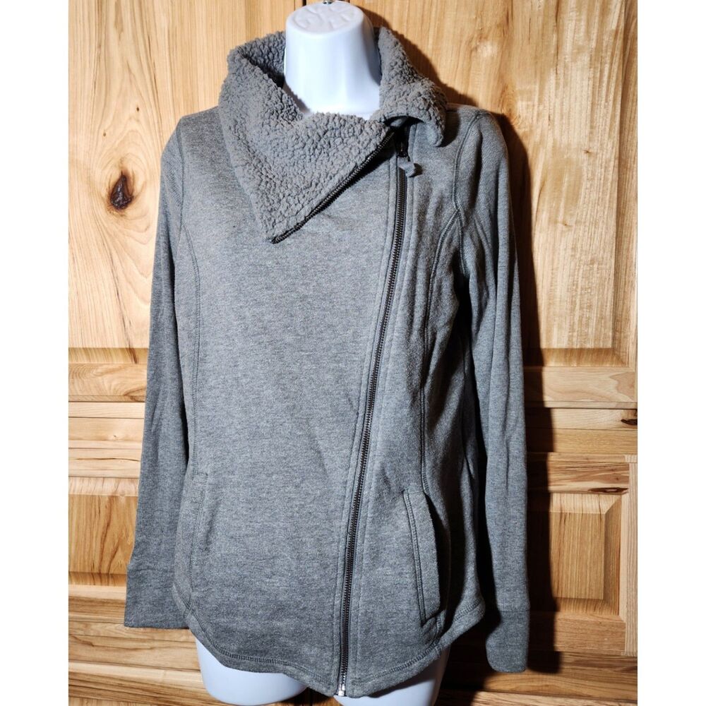 Maurices Asymmetrical Zip Top Women’s Medium Sherpa Collar Gray